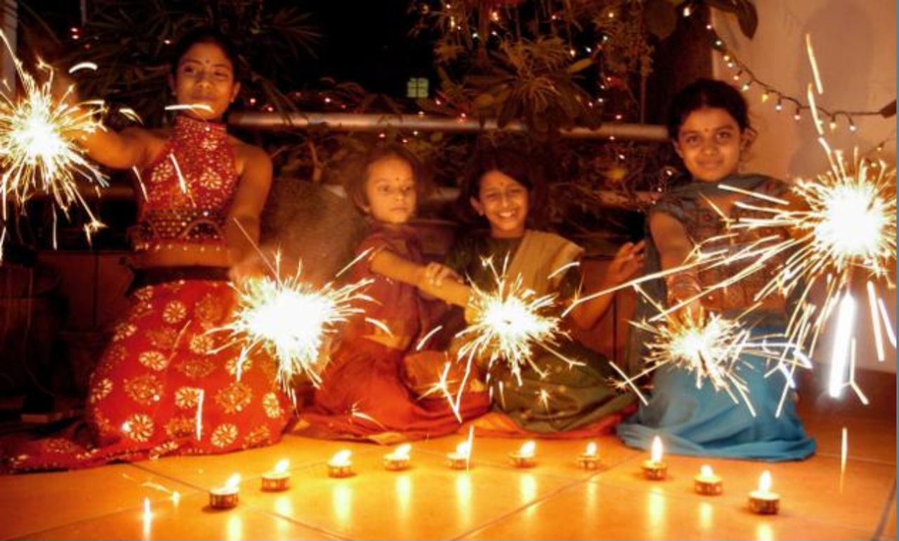 ‘अंधकार पर प्रकाश और पाप पर पुण्य की विजय’ का प्रतीक त्यौहार दीपावली