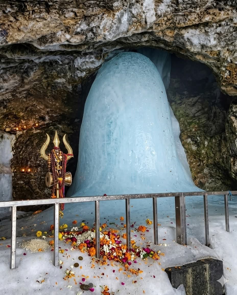 “बाबा बर्फानी,भूखो को अन्न और प्यासे को पानी”